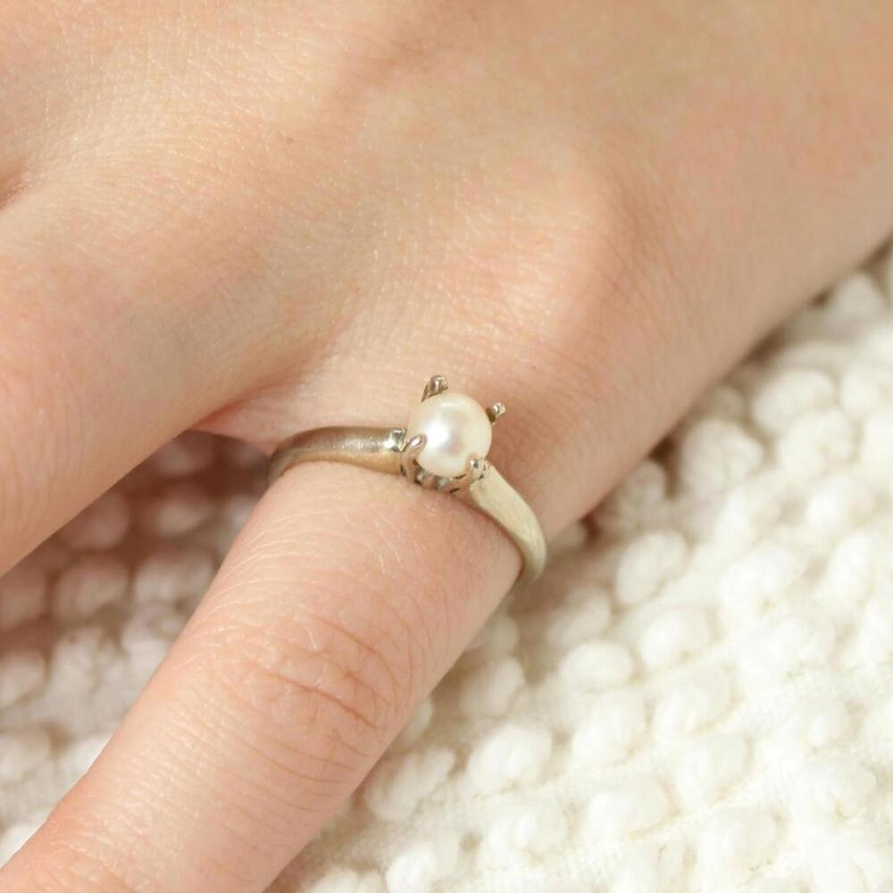 Vintage 14kt Yellow Gold Seed Pearl Solitaire Birthstone Ring Size 5.75